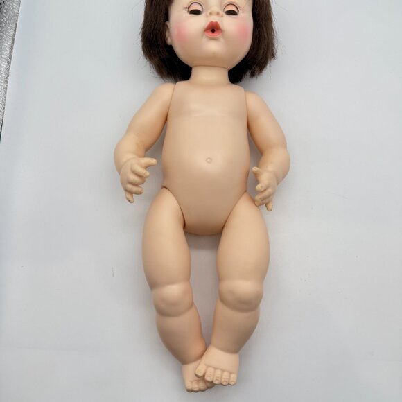 Madame Alexander Sweet Tears Doll #3627 Original Pacifier Blue Gingham Dress - Picture 8 of 12